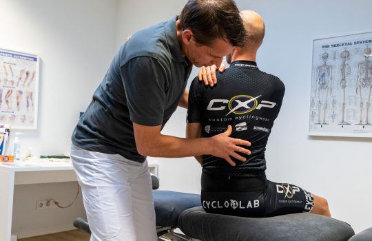 Hoe voorkom je blessures bij wielrenners